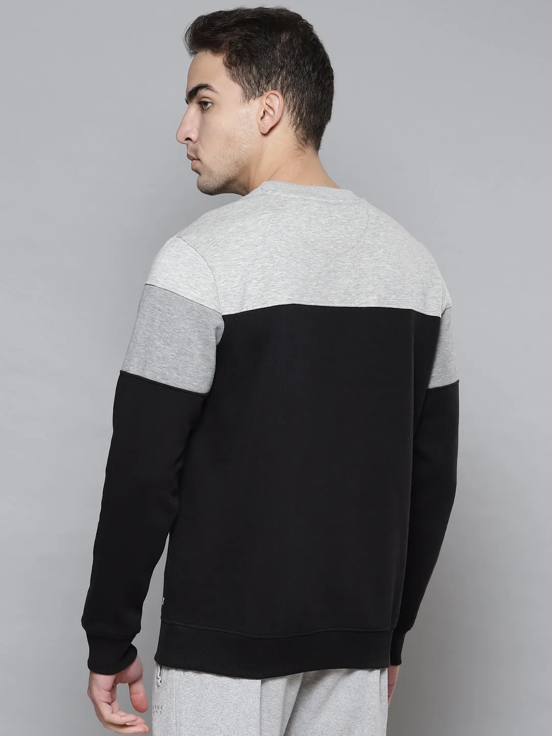 Alcis Men Black Grey Colourblocked Cotton Sweatshirt