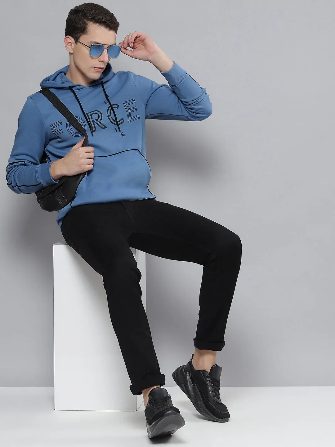 Alcis Men Blue Printed Hooded Sweatshirt