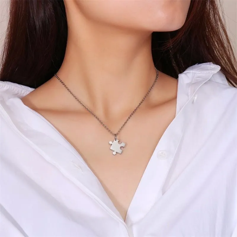 Autism Puzzle Piece Heart Necklace In Silver Color Hand Coin Women Men Neckalce Personalized Friendship Couples Jewelry